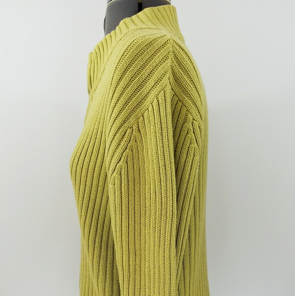Mossimo Sweater - Picture 2 of 8
